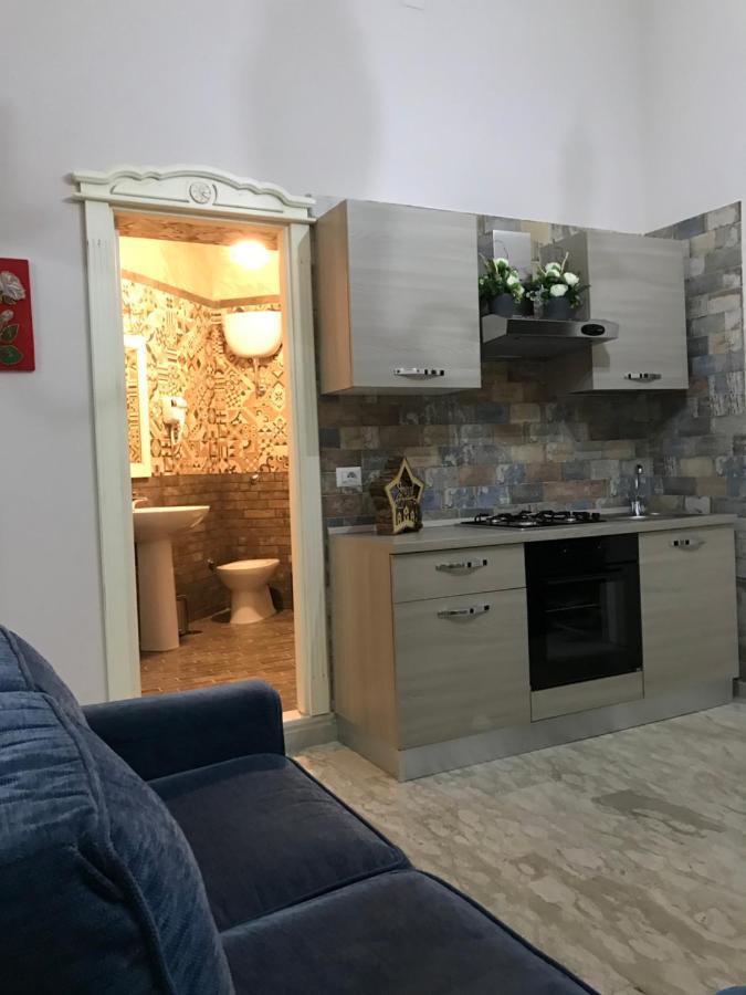 לינה וארוחת בוקר נאפולי Gold94 מראה חיצוני תמונה